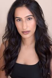 Chelsea Gill's Instagram, Twitter & Facebook