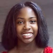 Decorating graduation caps with favorite players