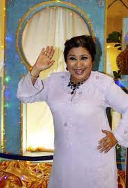 Rosnah mat aris's films include mat tudung, mami jarum, mami jarum junior. Tidak Dedah Identiti Suami Punca Kebahagiaan Rosnah Mat Aris Hiburan Mstar