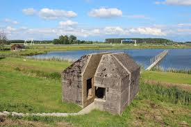 The project, commissioned by sas van vreeswijk (besix, heijmans, jan de nul) and rijkswaterstaat, drew a lot of attention from local residents. Groepsschuilplaats 599 De A2 Bunker Tracesofwar Nl