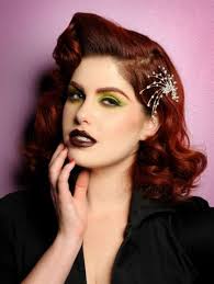 50 Rockabilly Frisuren Fur Frauen Zum Nachstylen In 2020 Mit Bildern Rockabilly Frisur Rockabilly Frisuren Frauen 50er Jahre Frisur