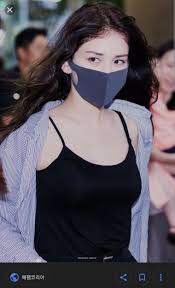 Pin By Raineyy Lee On Kpop Somi Jeon Somi Somi Ioi