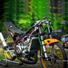 Gambar modifikasi drag bike motor satria fu drag 150 terbaru via kejoramodifikasi.blogspot.com. 8 Peds Ideas Drag Bike Bike Motorcycle