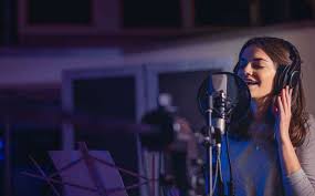 How to become a good singer reddit. Learn To Sing 4 Options For Vocal Training Careers In Music