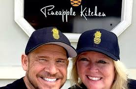 Amanda Postma's Instagram, Twitter & Facebook