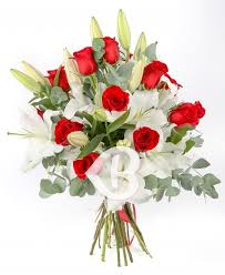 Intră pe buchete.ro și alege un buchet de flori pentru zi de naștere pentru persoana iubită. Buchete De Flori Cu La Multi Ani Pentru Zi De Nastere Pret De La 99lei