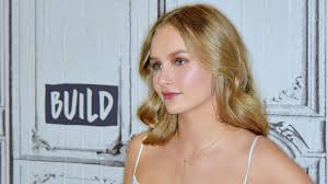 Elvis presley movies and tv shows. Elvis Presley Movie Casts The Society Star Olivia Dejonge As Priscilla Presley Teen Vogue
