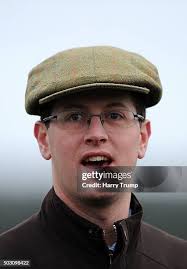 33 Photos & High Res Pictures