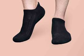 What Are The 5 Best Socks For Stinky Sweaty Feet In 2021