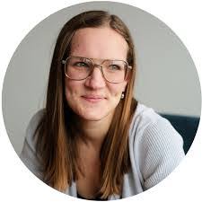 Katelyn Calhoun's Instagram, Twitter & Facebook