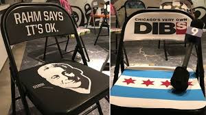 Chicago A Local Ad Agency Has Come Up With A Very Chicago Form Of Street Art Painted Chairs Meant For Calling Dibs In The Most A Street Art Chicago Painting