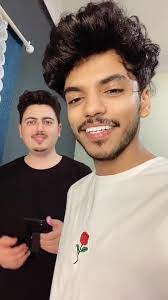 pin by noura on أصدقاء مروان بن سلمان pink wallpaper pink wallpaper iphone iphone wallpaper