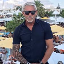 Wayne lineker age might be approaching the big 60, but he's showing no signs of slowing his party lifestyle. Wayne Lineker Waynelineker Twitter