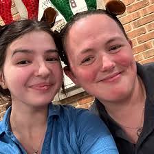 Cheryl Patton's Instagram, Twitter & Facebook