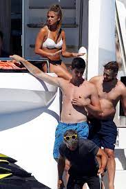 Fernando santos' side saw their title defence come to a shuddering halt, at the hands of roberto martinez's red devils at the round of 16 stage. Courtois Enjoys Holiday With Mystery Woman After Splitting From Girlfriend