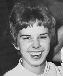 Lottie Mclean's Instagram, Twitter & Facebook