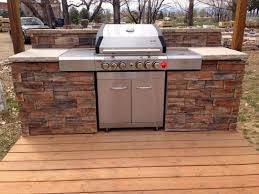 Diy bbq al 'l' island frame kit. 22 Amazing Outdoor Kitchens Ideas Designing The Outdoor Barbeque Outdoor Grill Station Diy Bbq