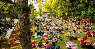 28 ianuarie 2021 pentru a viziona programele live ale bisericii albinii va rugam. Jazz In The Park Yourope Org