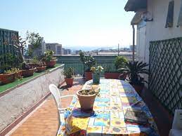 6 locali 270 m2 1º piano con ascensore. Appartamenti In Vendita A Catania Bocasa