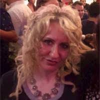 Julie Rendon's Instagram, Twitter & Facebook