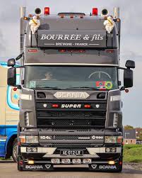 scania 4 serie on instagram bourree fils made by s n truckfotografie scania scaniatruck truck instatruck intercooler backtotheol カスタム トラック スカニア 車両