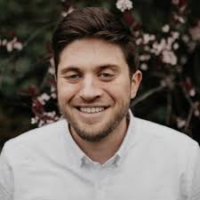 Dennis Bash's Instagram, Twitter & Facebook