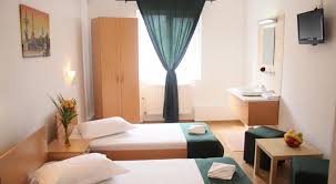 Hotels, bed & breakfast, business hotels, apartments, resorts Group Booking Hotel Sir Gara De Nord BucureÈ™ti
