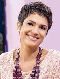 Pixie Layered Haircut For Women With Round Face Short Hair Styles Pixie Trendy Short Haircuts Layered Haircuts For Women