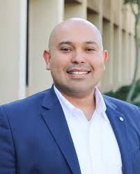 Tony Dyess's Instagram, Twitter & Facebook