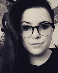 Jocelyn Hale's Instagram, Twitter & Facebook