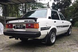 Pertama kali diluncurkan tahun 1980 dan berakhir di tahun 1983, corolla dx terjual lebih dari jutaan unit di seluruh dunia. Modifikasi Corolla Dx 1983 Bergaya Rally Look 80 An