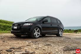Vossen wheels is a manufacturer of luxury and performance forged wheels and hybrid forged wheels, using advanced flow forming to make a stronger and lighter wheel. Audi Q7 Audi Q7 Vossen Wheels 1080p Wallpaper Hdwallpaper Desktop Audi Q7 Audi Vossen
