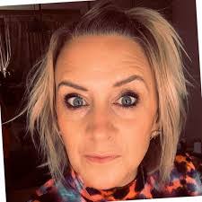 Chris Hodgins's Instagram, Twitter & Facebook