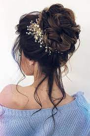 27 Lovely Wedding Hair Accessory Ideas Tips Wedding Forward Hair Styles Curly Hair Styles Flower Crown Hairstyle