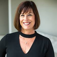 Dawn Craig's Instagram, Twitter & Facebook