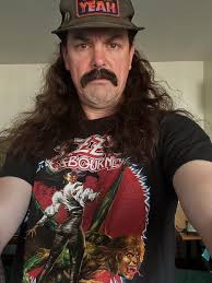 Uncle Luke Handsome (@glowingorbison) • Instagram photos and videos