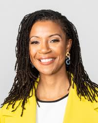 JUST IN: Dionne Kirby To Succeed Literacy Achieves Retiring CEO Sarah  Papert