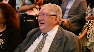 Valentín Trujillo es llevado a la clínica tras sufrir una fractura — Futuro  Chile