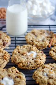 Oct 24, 2019 · kitchen sink cookies with toffee, pretzels and white chocolate chips author: Kitchen Sink Cookies 5 Boys Baker