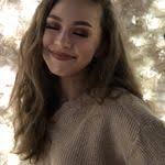 Isabel Starr's Instagram, Twitter & Facebook