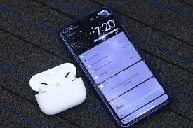 The battery life of your iphone and everything connected to it will be displayed. How To Check Airpods Pro Battery Level On Any Devices Techwiser