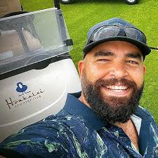 Was crossing Rainbow Bridge in Haleʻiwa this past weekend and got to talk  story with this uncle, Kirk Miner. In his perfect pidgin accent he goes  “yah I was born here”. Me: “