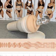 Elsa Jean Fleshlight Review [Tried & Tested]