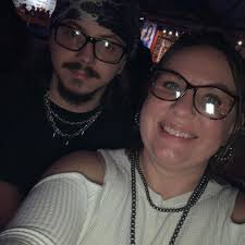 Who can provide on-site tattoos in Milwaukee for a wedding celebration?