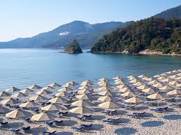 Doar eu sunt nebun sa ma interesez unde ajung unde e cel mai apropiat spital si supermarket plus benzinarie? Care Este Cea Mai ApropiatÄƒ StaÈ›iune Din Grecia Ajungi Din BucureÈ™ti In Doar 7 Ore Kanal D Romania