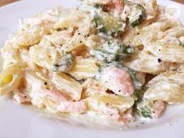 Trofie con panna salmone e. Pennette Al Salmone E Zucchine Ricette Al Volo