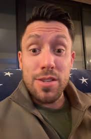 Bar Owner Proposes Getting Rid Of Tipping At One Of His Establishments »  TwistedSifter