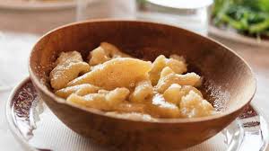 Il nome deriva dall'operazione di sbattitura dell' impasto in modo tale da renderlo più morbido, senza però intaccarne la consistenza. Gnocchi Di Malga In Tavola Questo Week End A Valdiporro Verona News