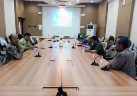 Sdn dr sutomo vii/329 alamat sekolah : Tertarik Peningkatan Kesejahteraan Gtt Ptt Dprd Dan Disdik Wonogiri Kunjungi Dispendik Dispendik Kota Surabaya