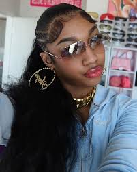 Hi everyone how do I look 💞🥰